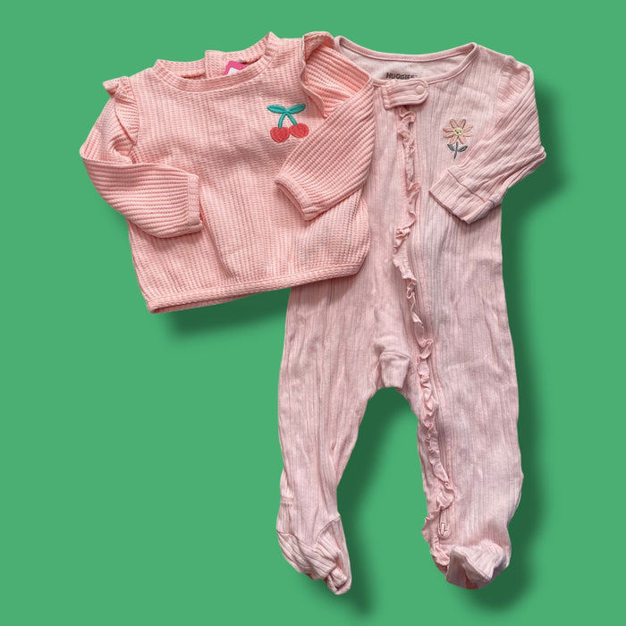6m huggies set of 2 items, pink