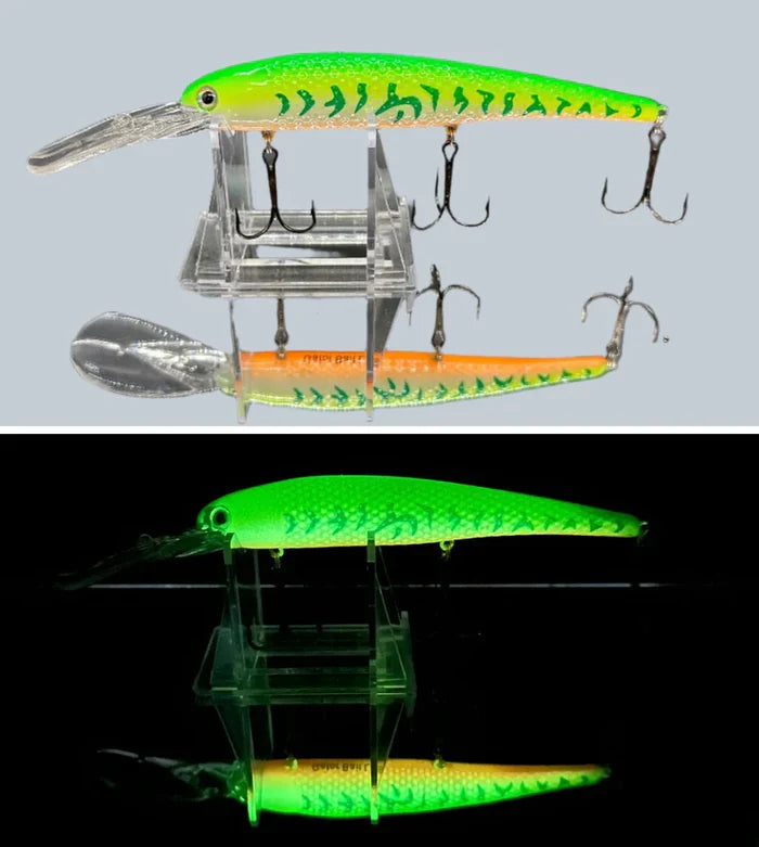 Green UV Tiger Glow - Walleye Deep Diver