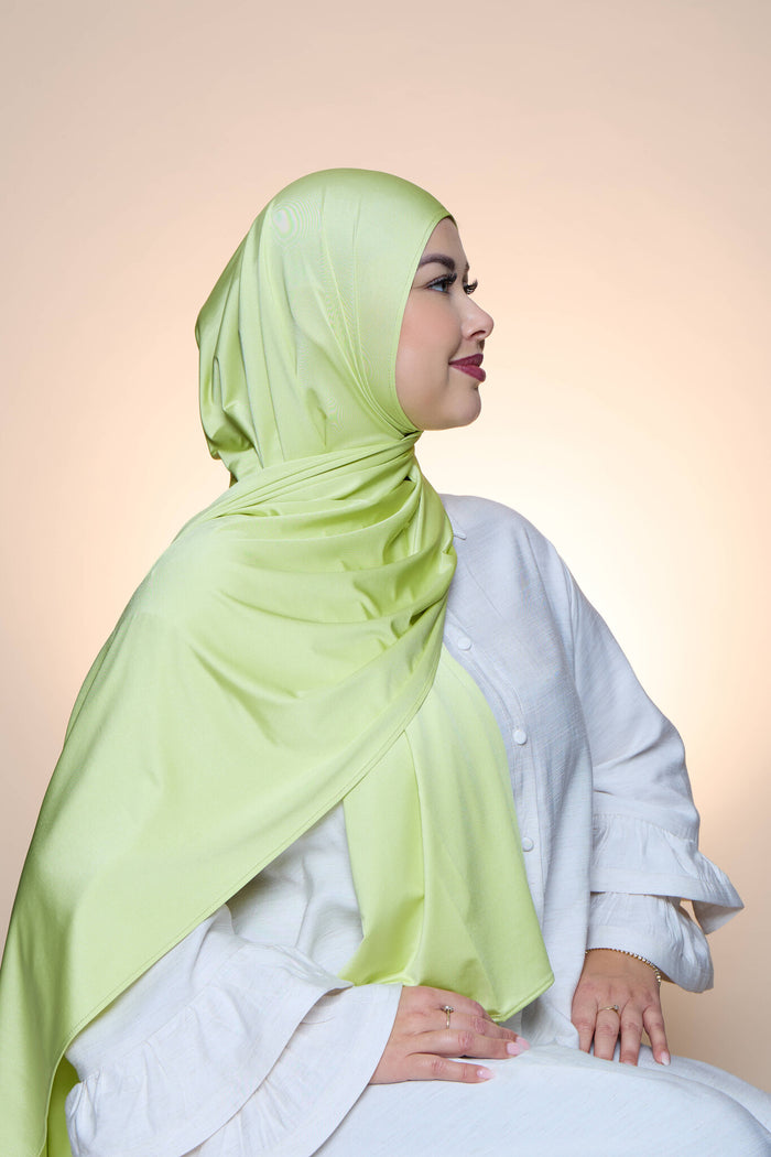 Hijab Premium Satin Mae Tea Green