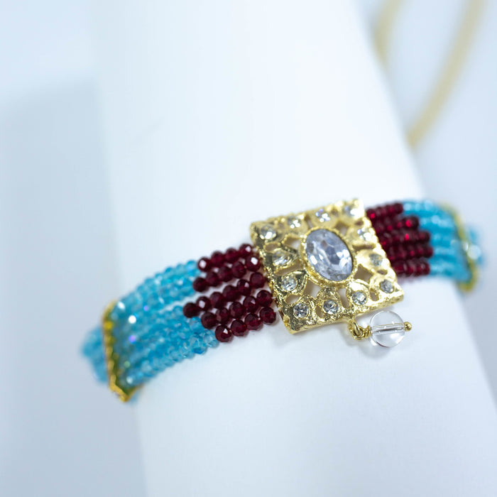 NECKLACE QUO