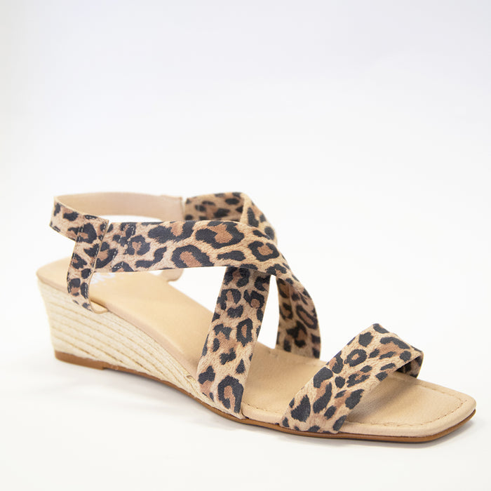 SKA Pila Leopard Low Wedge