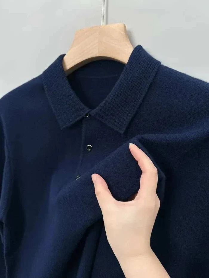 Navy blue / M