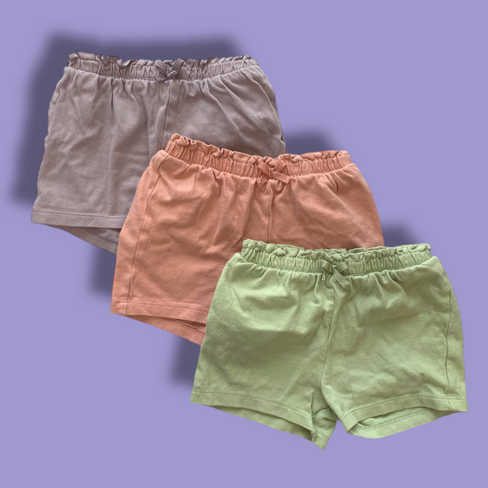 *as is-marks*H&M Set of 3 Shorts 12-18m