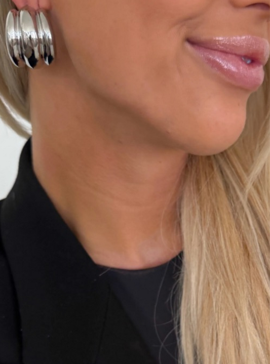Bella Hoops- Silver