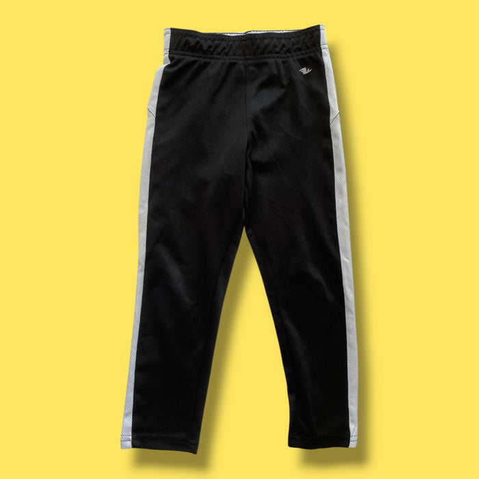 Black Athletic Works pants, 3/4y