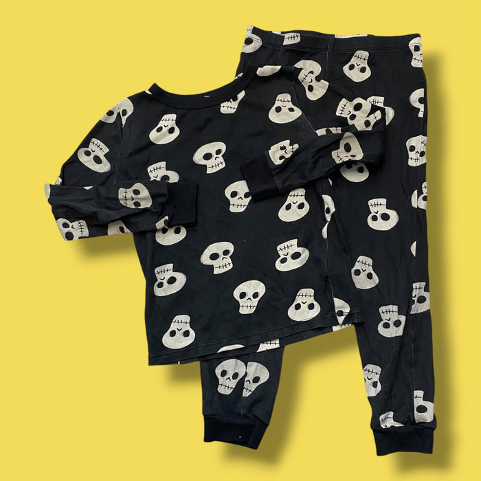 black Joe Fresh skeleton pjs, 5Y