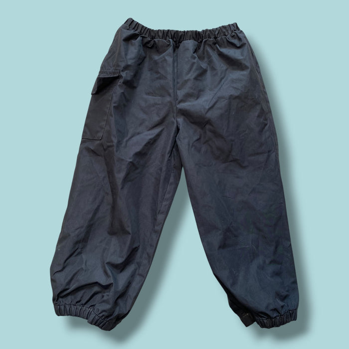 black Oshkosh splash pant, 3y