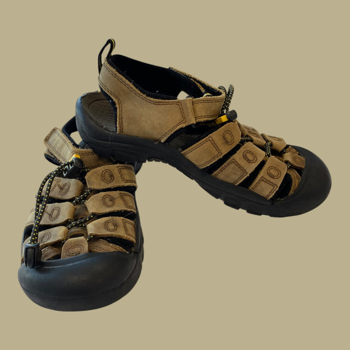 Brown Keen Sandal, 2.0