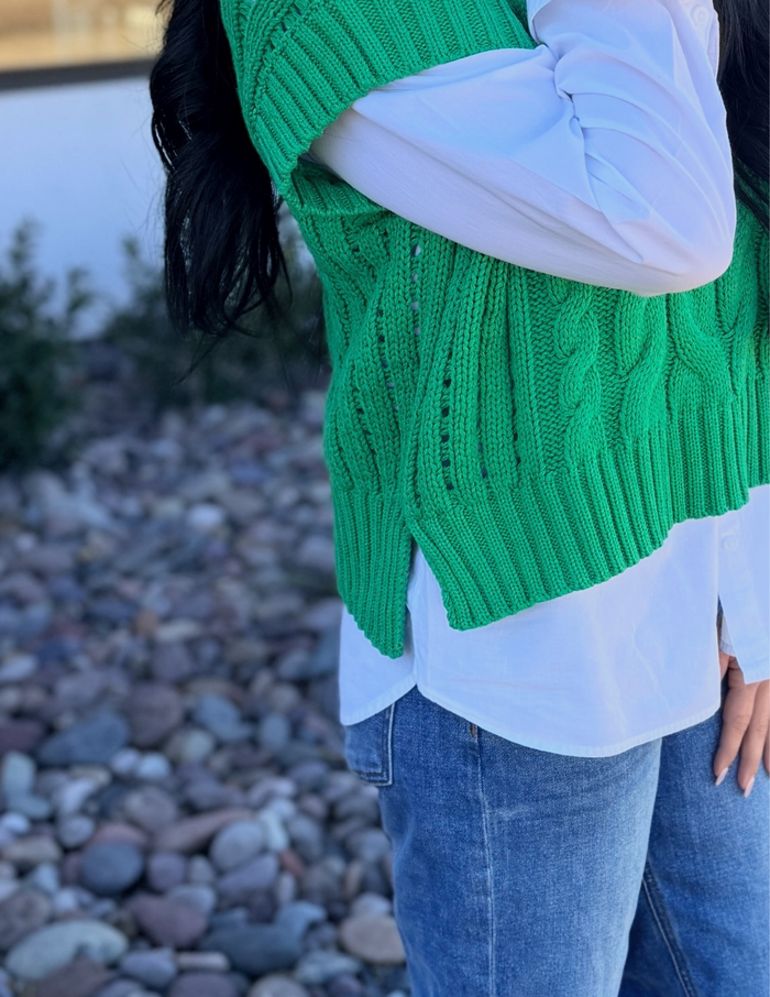 Cable Knit Short Sleeve Sweater- Green