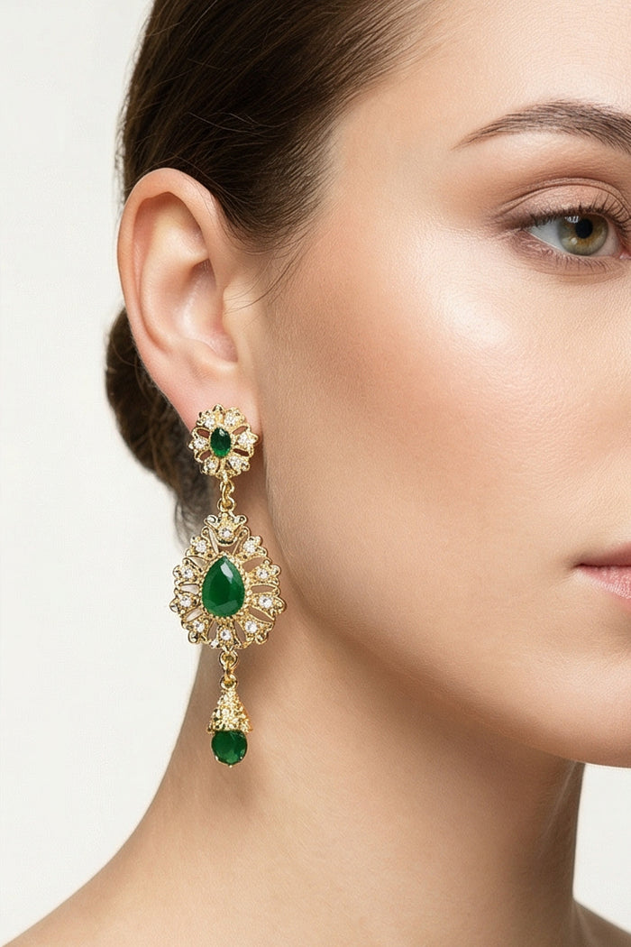 Darkgreen Ara Earrings