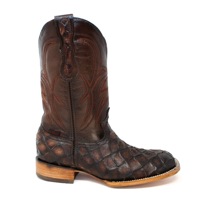 Side view of Artillero men’s cowboy boot in brown leather with imitation pirarucu design, 12 inch shaft, and square toe