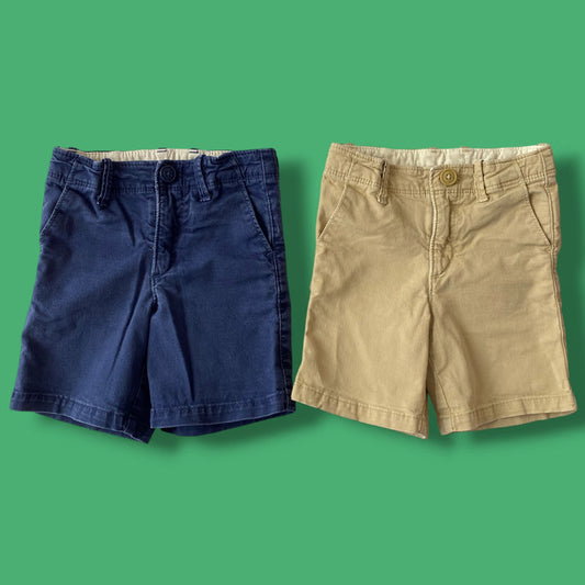 Gap set of 2 shorts, 3Y