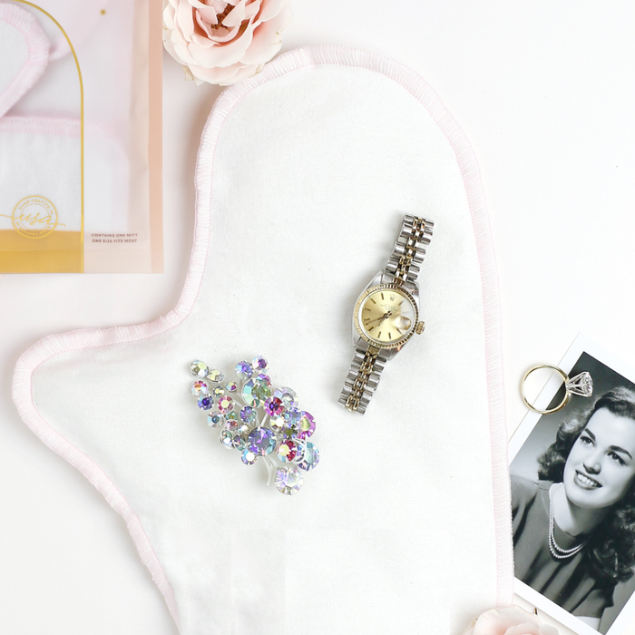 Glitzy Glove Anti-Tarnish Jewelry Polishing Mitt