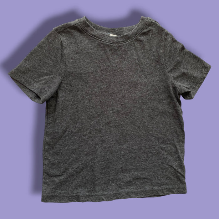 Grey Old Navy t-shirt, 4y