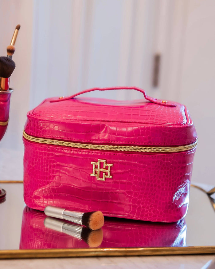Hampton Train Case - Hot Pink