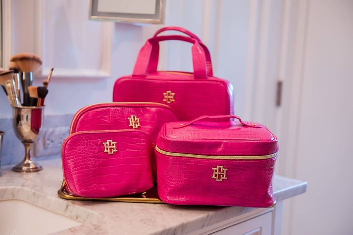 Hampton Train Case - Hot Pink