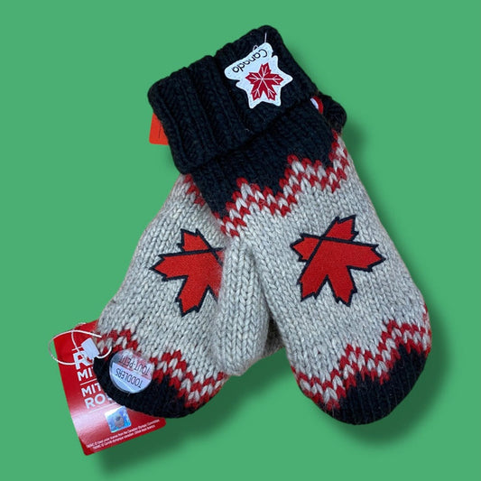 hbc mittens nwt