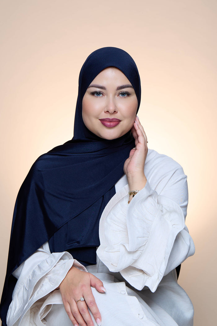 Hijab Premium Satin  Mae Oxfordblue