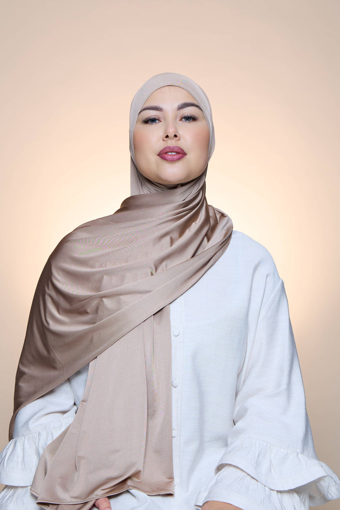 Hijab Premium Satin  Mae Smoke Gray