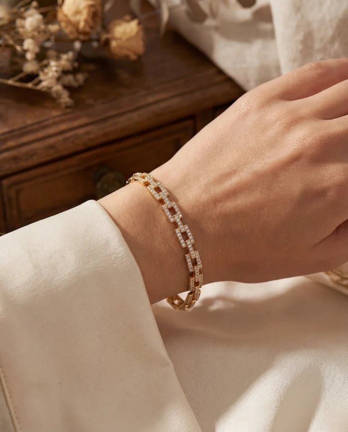 HY GOLD BRACELET