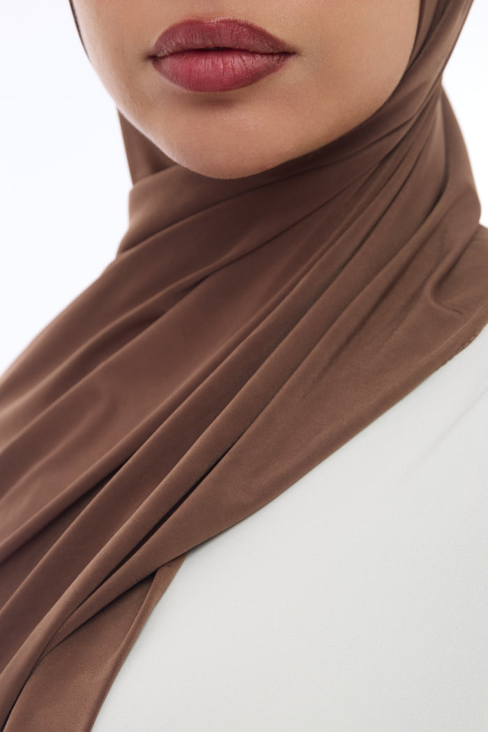 Liquid Jersey Hijab Min - Cacoa Taupe