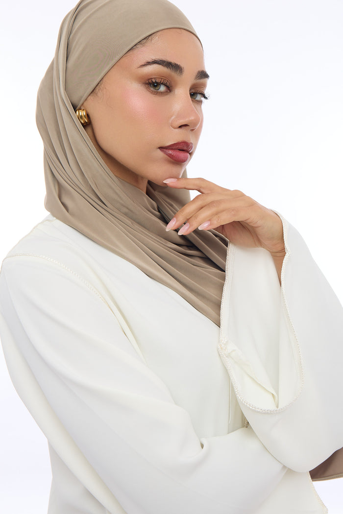 Liquid Jersey Hijab Min - Camel Taupe