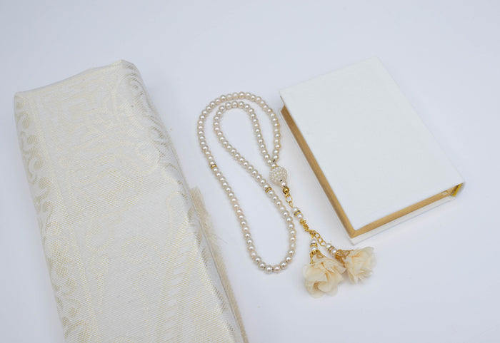Mini Quran and Prayer White