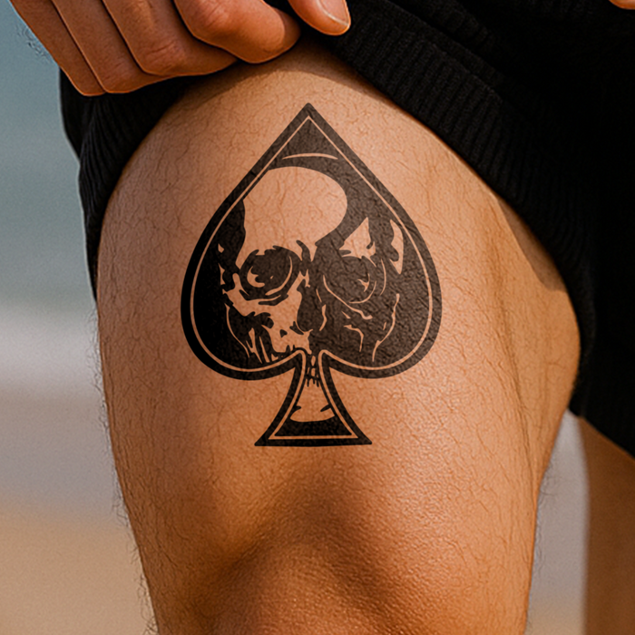 Pik Totenkopf Tattoo