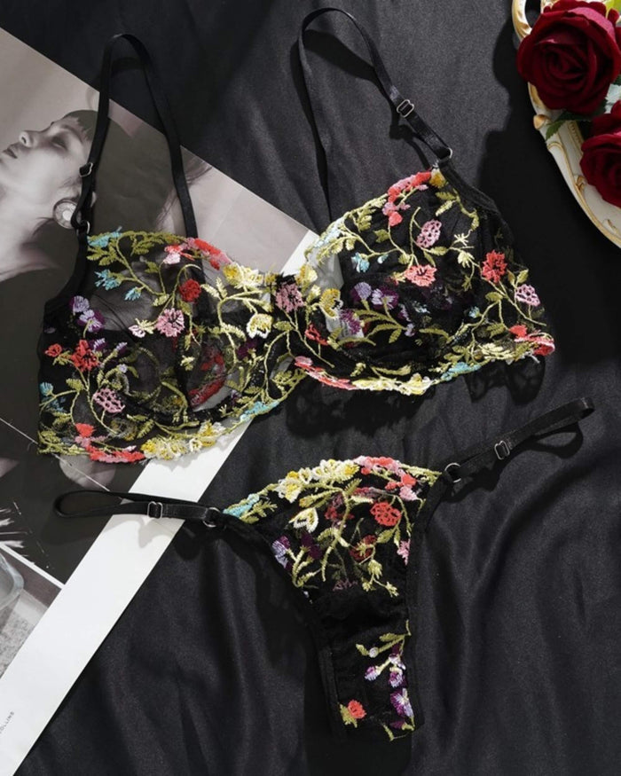 Floral lace lingerie set with black bra and thong, floral embroidery, adjustable straps
