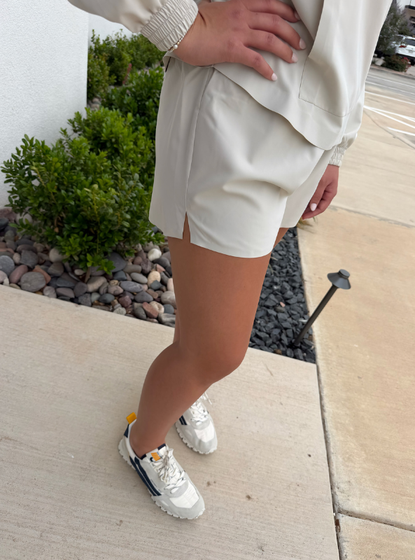 Rhone Apparel- "2.5" Mirage Short - Sand