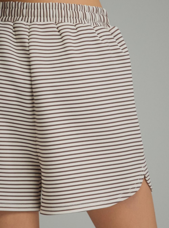 The Hampton Stripe Short- Brown