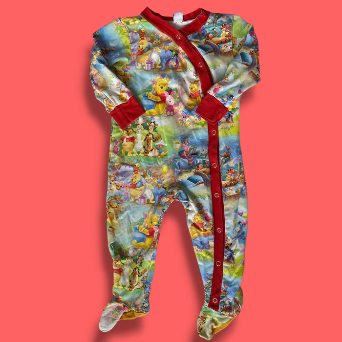 white handmade pooh bear sleeper, 12-18m