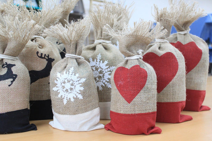 White & Snowflake Pouch Set of 3