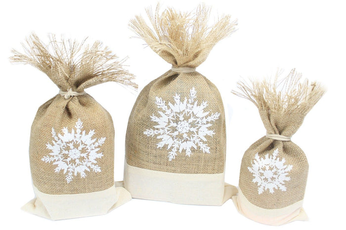White & Snowflake Pouch Set of 3