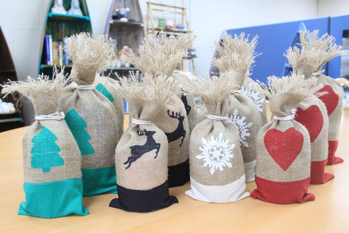 White & Snowflake Pouch Set of 3
